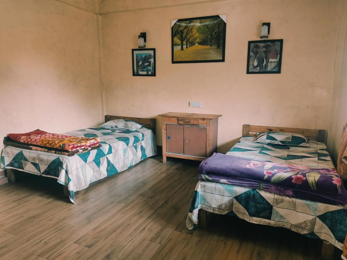D Cloud Guesthouse Cherrapunji Eksteriør billede