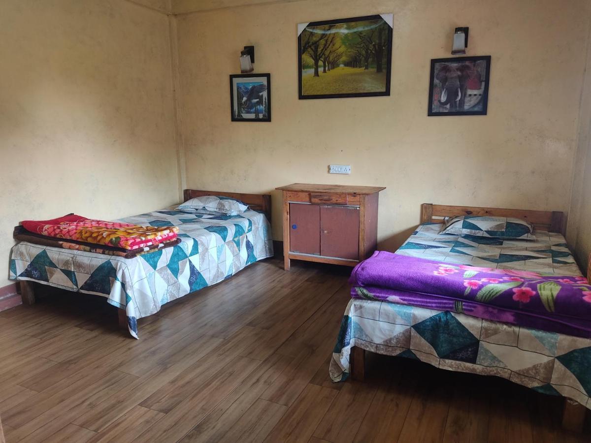 D Cloud Guesthouse Cherrapunji Eksteriør billede